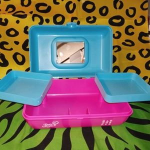 Pretty n petite JoJoba Siwa Caboodle